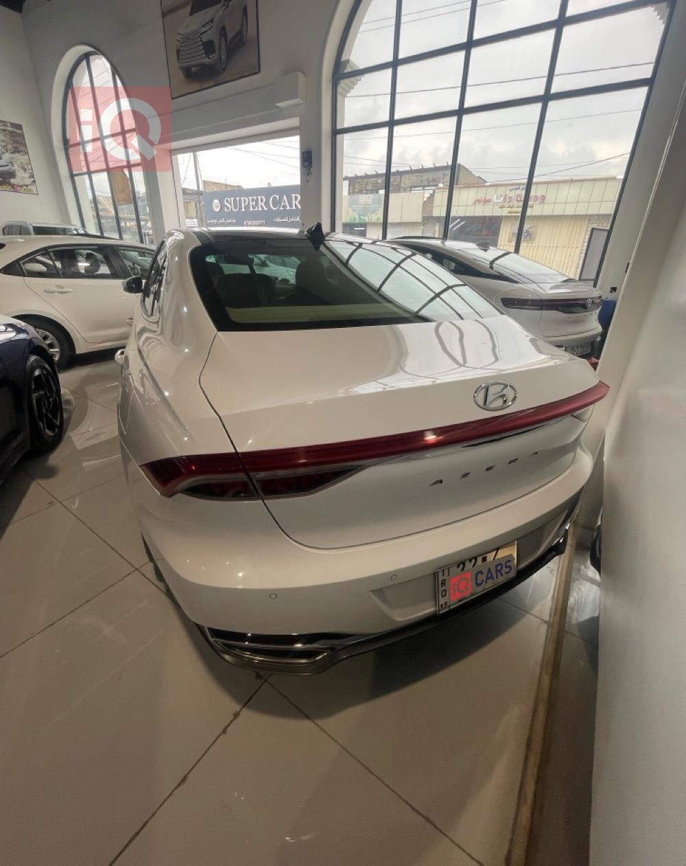 هيونداي أزيرا